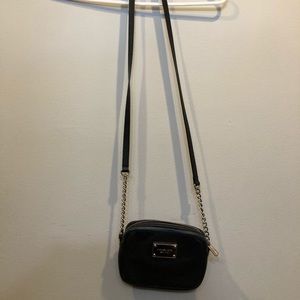 Authentic michael kors shoulder purse / bag